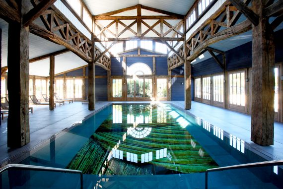 Piscine---Les-Sources-de-Caudalie---Septembre-2014---Rodolphe-Cellier
